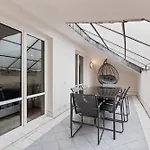 Black Dragon Haven Luxury With Pool, Sauna & Jacuzzi * Πράγα