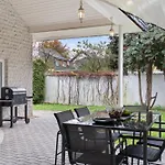 Black Dragon Haven Luxury With Pool, Sauna & Jacuzzi Βίλα *