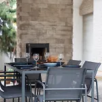 Black Dragon Haven Luxury With Pool, Sauna & Jacuzzi Πράγα