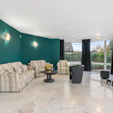 Black Dragon Haven Luxury With Pool, Sauna & Jacuzzi Praag