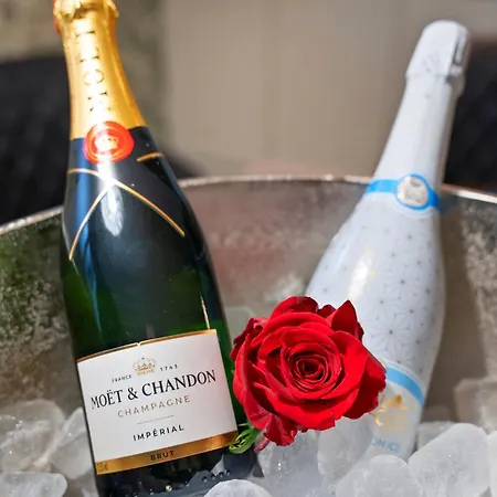 Villa Black Dragon Haven Luxury With Pool, Sauna & Jacuzzi