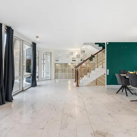 Βίλα Black Dragon Haven Luxury With Pool, Sauna & Jacuzzi