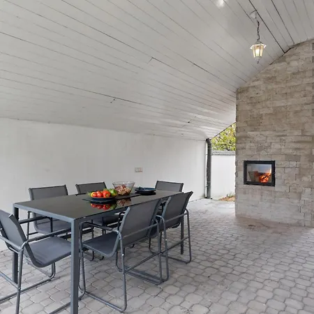 Black Dragon Haven Luxury With Pool, Sauna & Jacuzzi Praag