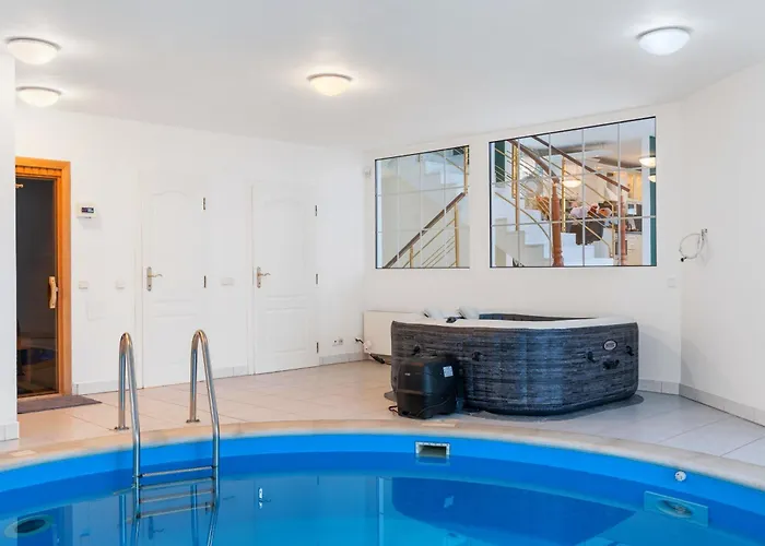 וילה Black Dragon Haven Luxury With Pool, Sauna & Jacuzzi *