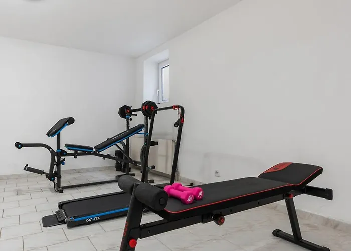 Willa Black Dragon Haven Luxury With Pool, Sauna & Jacuzzi Praga