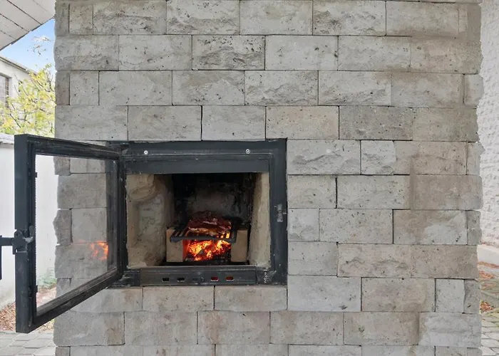 וילה Black Dragon Haven Luxury With Pool, Sauna & Jacuzzi *