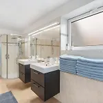 Black Dragon Haven Luxury With Pool, Sauna & Jacuzzi *