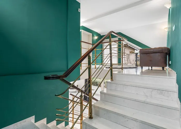Black Dragon Haven Luxury With Pool, Sauna & Jacuzzi Praag