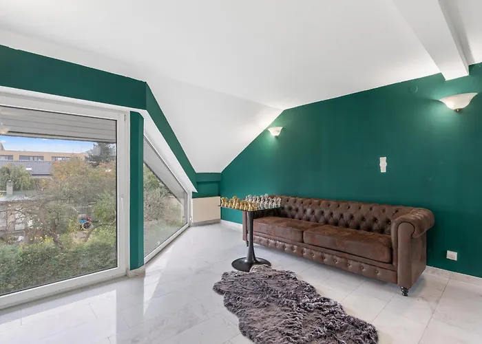 Black Dragon Haven Luxury With Pool, Sauna & Jacuzzi Villa